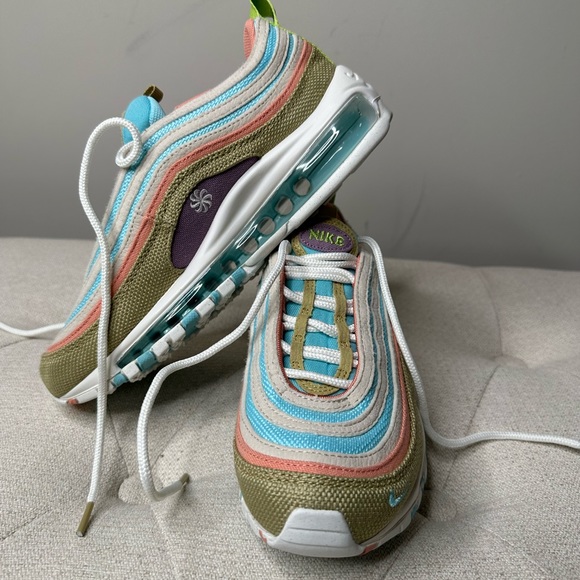 Nike AirMax 97 SE - Picture 6 of 8